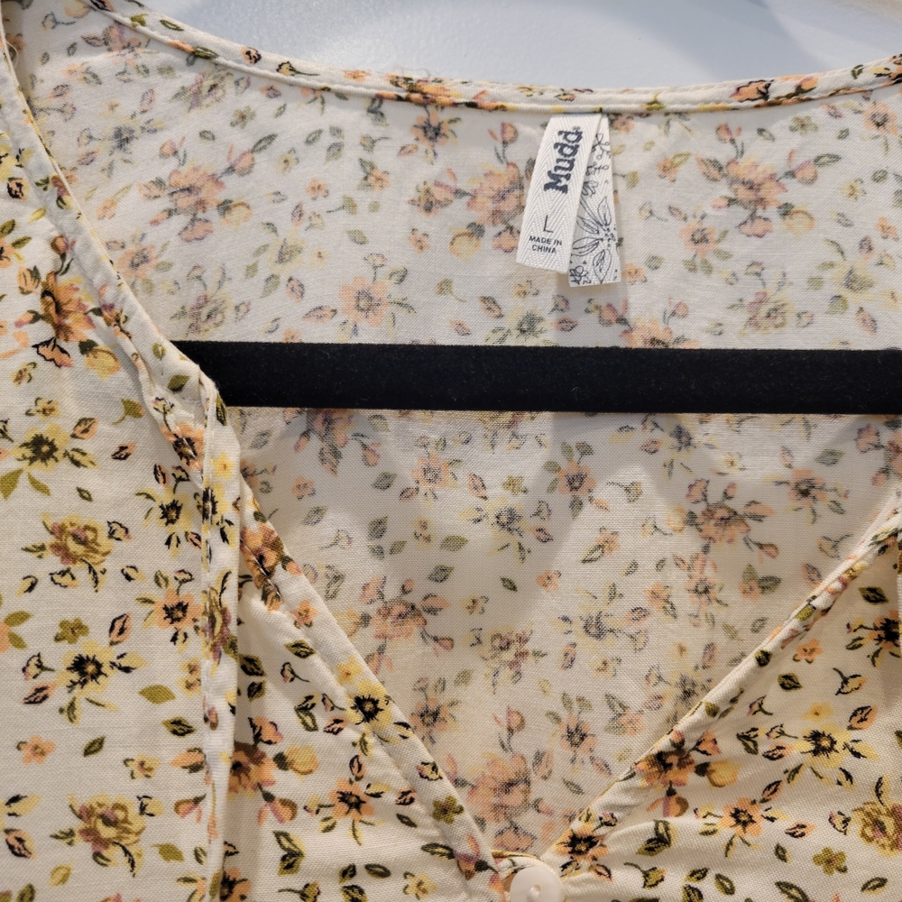 Bohemian Floral Cream Blouse - Picture 2 of 4